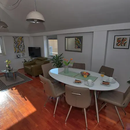 Delfina 2 Appartement *