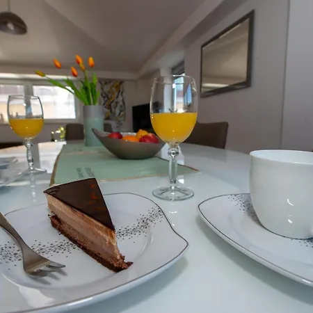 Apartment Delfina 2